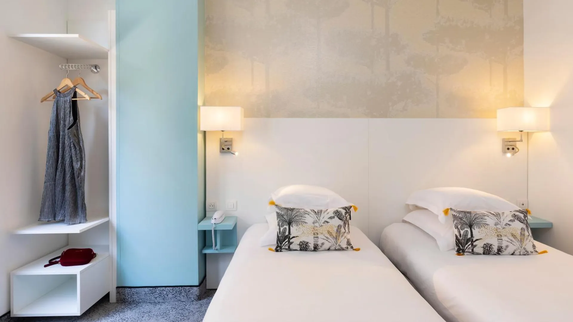 Hotel Byakko Nice 3*,  France