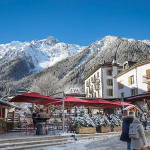 La Croix Blanche 2*, Chamonix Franciaország