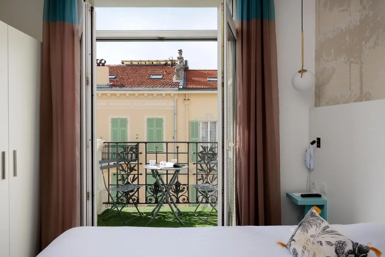 Hotel Byakko Ницца