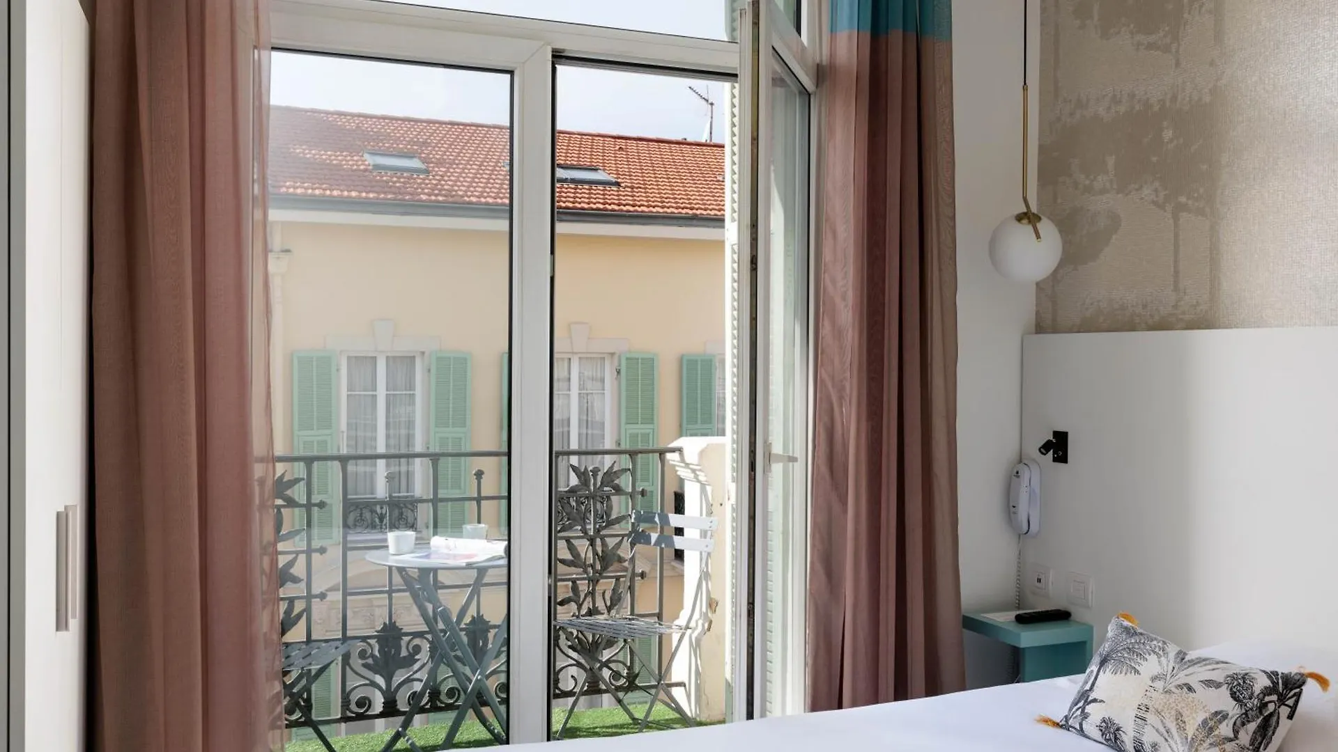 Hotel Byakko Nizza 3*,  Francia